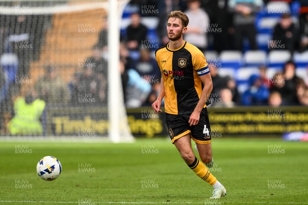130925 - Tranmere Rovers v Newport County - Sky Bet League 2 - Matthew Baker of Newport County makes a break with the ball