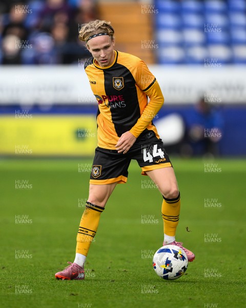 130925 - Tranmere Rovers v Newport County - Sky Bet League 2 - Sammy Braybrooke of Newport County in action