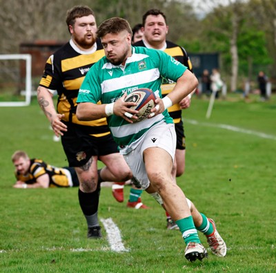 260425 - Tredegar Ironsides v Magor - Admiral National League 5 East -