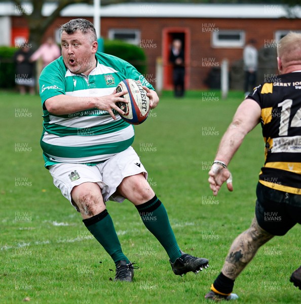 260425 - Tredegar Ironsides v Magor - Admiral National League 5 East -