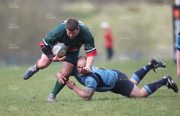 270413 Treharris v Cambrian…