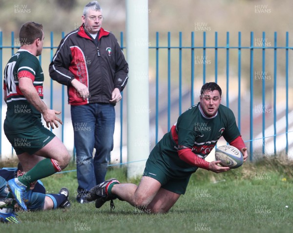 270413 Treharris v Cambrian…