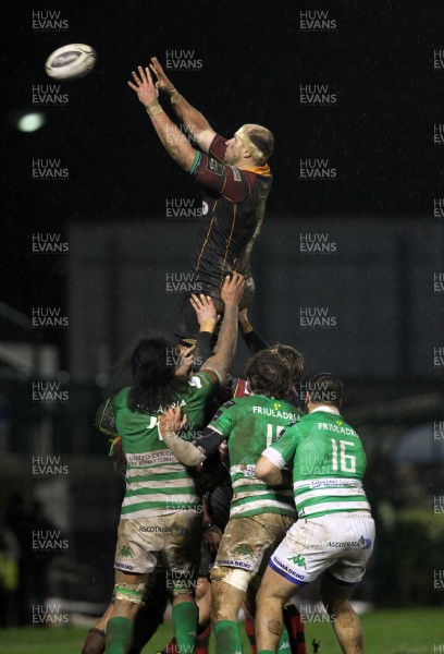 190216 - Treviso v Dragons - Guinness Pro 12 -Dragons' Rynard Landman takes the ball at the lineout