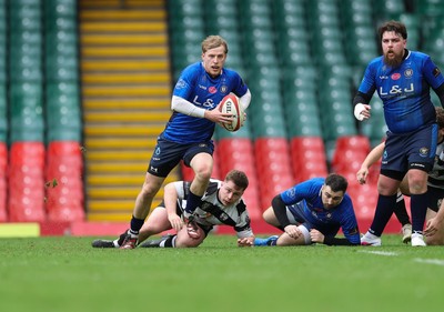 190426 - Tumble v New Dock Stars, Mens Division 3 Cup Final - Tom Lewis of New Dock Stars breaks away