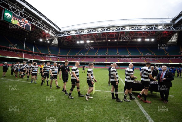 190426 - Tumble v New Dock Stars, Mens Division 3 Cup Final - Tumble receive their medals