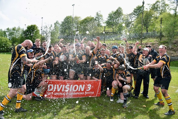 120518 - Tylerstown v Old Pens - WRU National Division 3 East Central B -  Tylorstown players celebrate winning the division