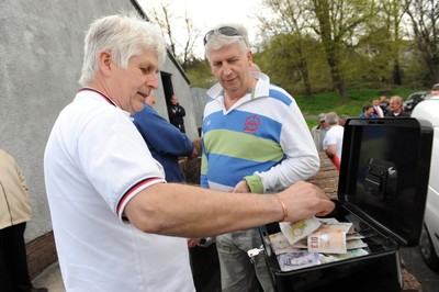 28.04.10 -  Tylorstown v Penarth - Swalec League Three South West -  