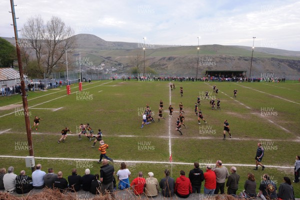 28.04.10 -  Tylorstown v Penarth - Swalec League Three South West -  