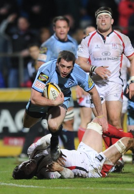 03.04.10 - Ulster v Cardiff Blues - Magners League - Dafydd Hewitt of Cardiff Blues runs in to score try. 