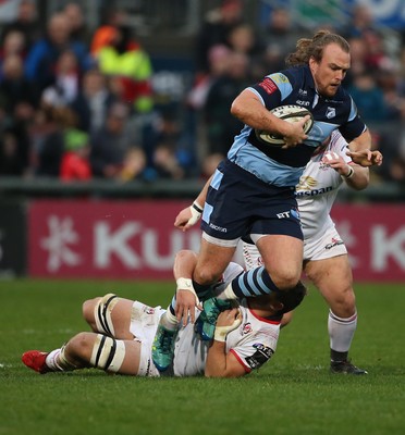 011218 - Ulster v Cardiff Blues - Guinness PRO14 -  Ulster Jordi Murphy  and Cardiff Blues Kristian Dacey