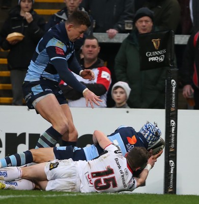 011218 - Ulster v Cardiff Blues - Guinness PRO14 -  Cardiff Blues Matthew Morgan scores a try