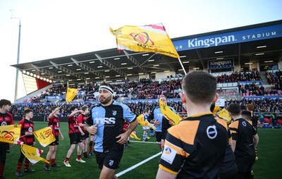 190424 - Ulster v Cardiff Rugby - United Rugby Championship - Cardiff captain Liam Belcher runs out