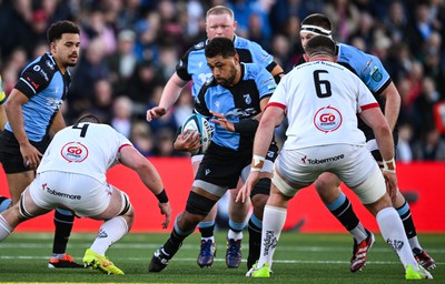 190424 - Ulster v Cardiff Rugby - United Rugby Championship - Taulupe Faletau of Cardiff in action against Harry Sheridan, left, and Dave Ewers of Ulster