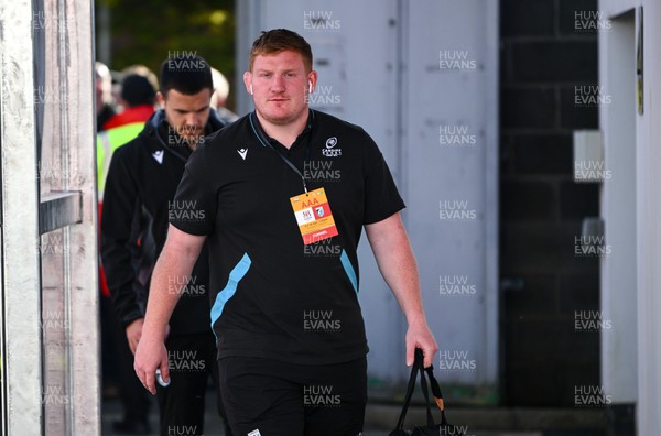 190424 - Ulster v Cardiff Rugby - United Rugby Championship - Rhys Carre of Cardiff arrives