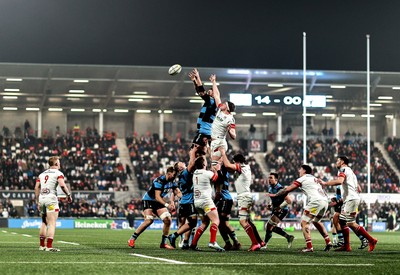 310126 - Ulster v Cardiff Rugby - United Rugby Championship - A general view of a lineout