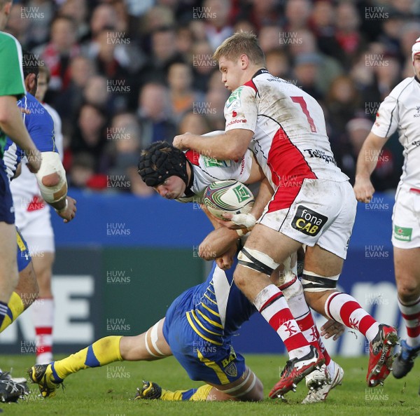 12.11.11  Ulster v Clermont Auvergne.. Stephen Ferris of Ulster tackled by Julien Bonnaire. 