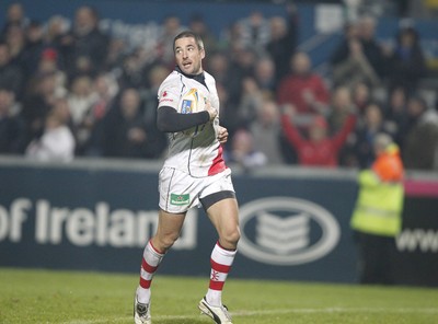 05.11.11 - Ulster v Connacht - RaboDirect Pro 12 Ian Humphreys scores the third try for Ulster  