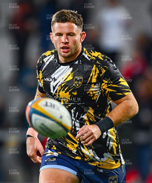 260925 - Ulster v Dragons RFC - United Rugby Championship - Elliot Dee of Dragons