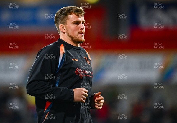 260925 - Ulster v Dragons RFC - United Rugby Championship - Shane Lewis-Hughes of Dragons