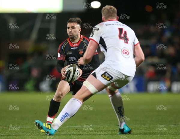 261018 - Ulster v Dragons - Guinness PRO14 -  Ulster's Kieran Treadwell in action with Dragons Jordan Williams