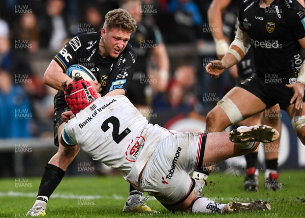 140423 - Ulster v Dragons RFC - United Rugby Championship - Angus O�Brien of Dragons is tackled by Tom Stewart of Ulster