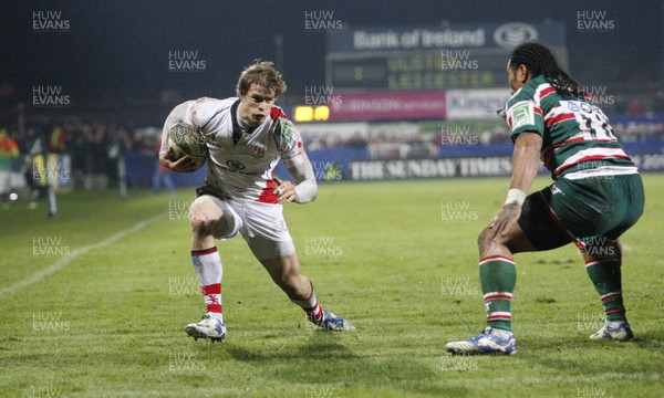 13.01.12 Ulster v Leicester... Andrew Trimble beats Alesana Tuilagi  of Leicester to score the second try for Ulster. 