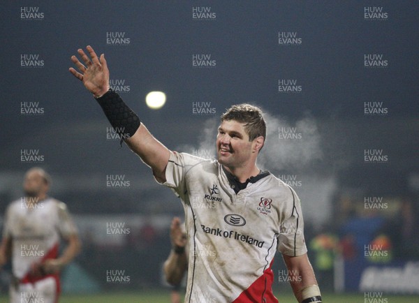 13.01.12 Ulster v Leicester... Ulster Capt Johann Muller salutes the Ulster crowd at the end of the fifth round Heineken Cup game. 