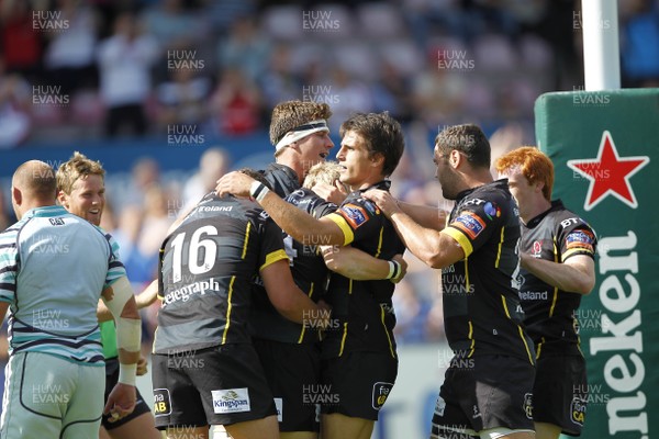 180812 - Ulster v Leicester Tigers - Preseason Friendly - Chris Cochrane of Ulster is congratulated by   Ricky Lutton, Blaine McIlroy and Neil McComb  