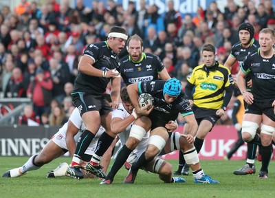 011016 Ulster v Ospreys -Ospreys Justin Tipuric is tackled by Sean Reidy