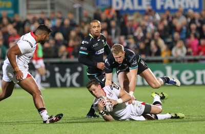 011016 Ulster v Ospreys -Ulster's Craig Gilroy in action with Ospreys Ben John