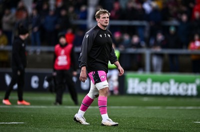040426 - Ulster v Ospreys - EPCR Challenge Cup Round of 16 - Jac Morgan of Ospreys before the match