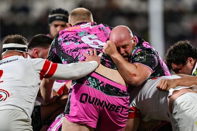 040426 - Ulster v Ospreys - EPCR Challenge Cup Round of 16 - Rhys Henry of Ospreys
