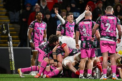040426 - Ulster v Ospreys - EPCR Challenge Cup Round of 16 - Reuben Morgan-Williams of Ospreys reacts