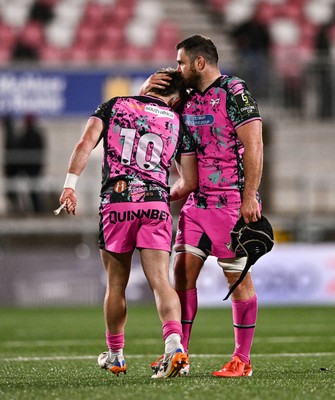 040426 - Ulster v Ospreys - EPCR Challenge Cup Round of 16 - Dan Edwards, right, and Morgan Morris of Ospreys embrace after their side's defeat