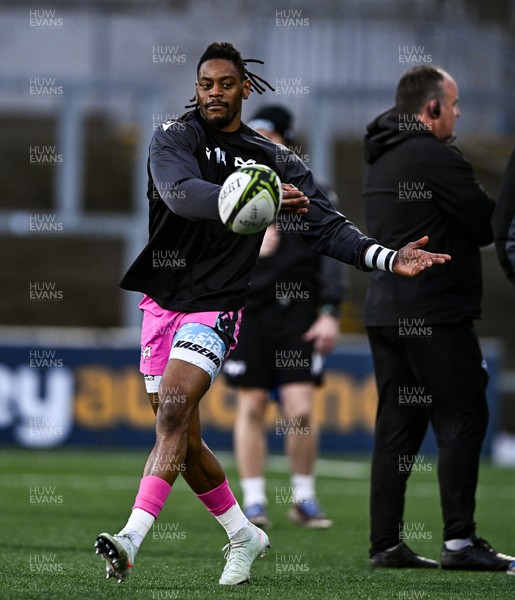 040426 - Ulster v Ospreys - EPCR Challenge Cup Round of 16 - Daniel Kasende of Ospreys before the match