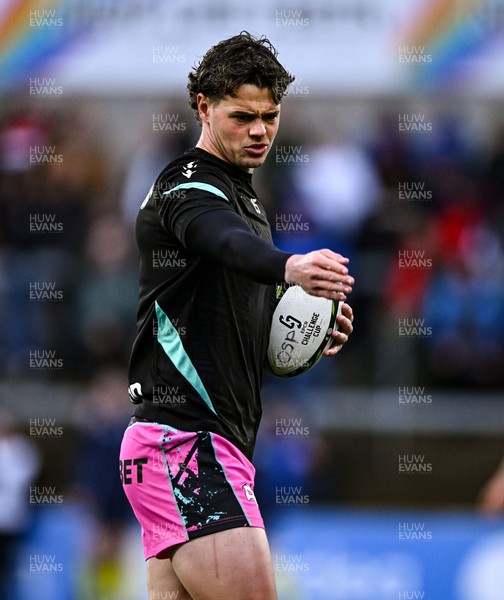 040426 - Ulster v Ospreys - EPCR Challenge Cup Round of 16 - Jack Walsh of Ospreys before the match