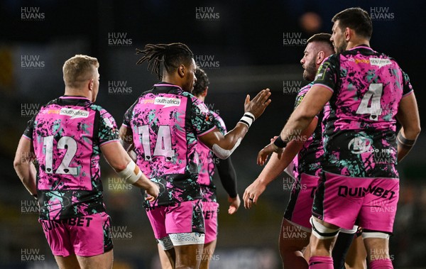 040426 - Ulster v Ospreys - EPCR Challenge Cup Round of 16 - Daniel Kasende of Ospreys, 14, celebrates with teammates after scoring their side's second try