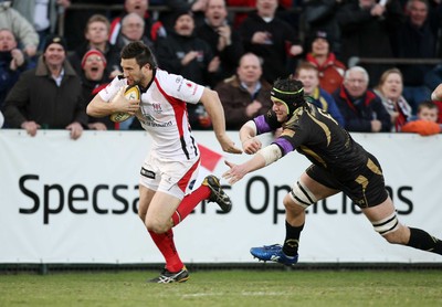 13.04.10 - Ulster v Ospreys - Magners League -  Ulster's Simon Danielli gets away from Ospreys' Ryan Jones to score a try  