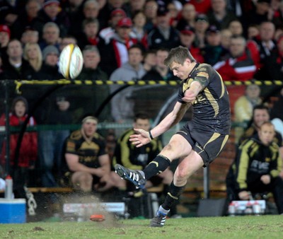 13.04.10 Ulster v Ospreys... Dan Biggar of Ospreys kicks a goal. 