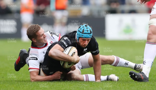 200518 - Ulster v Ospreys - PRO14 Champion's Cup Play-off - Justin Tipuric of Ospreys is tackled by Jonny McPhillips of Ulster