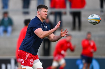 010325 - Ulster v Scarlets - United Rugby Championship - Jac Price of Scarlets warms up before the match