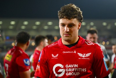 010325 - Ulster v Scarlets - United Rugby Championship - Tomi Lewis of Scarlets dejected after his side's defeat