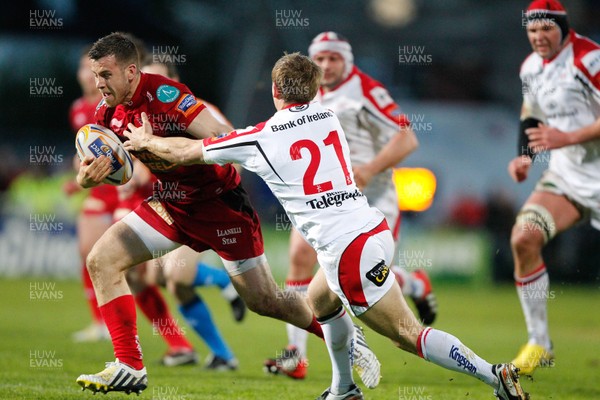 100513 - Ulster v Scarlets - RaboDirect Pro 12 Semi-Final - Gareth Davies of Scarlets breaks past Paul Marshall of Ulster to score a try 