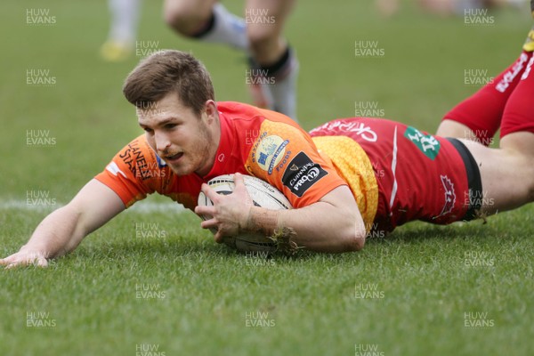 210216 - Ulster v Scarlets - Guinness PRO12 - Scarlet's Michael Collins scores the opening try