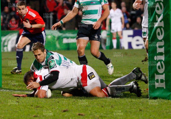 071213 - Ulster v Treviso - Heineken Cup - John Afoa scores the third try for Ulster  (c) Huw Evans Agency