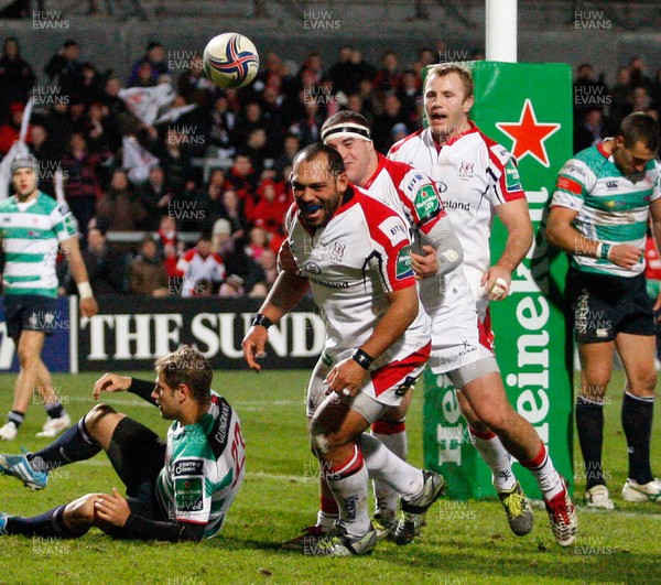 071213 - Ulster v Treviso - Heineken Cup - John Afoa is congratulated by Rob Herring on scoring the third try for Ulster (c) Huw Evans Agency