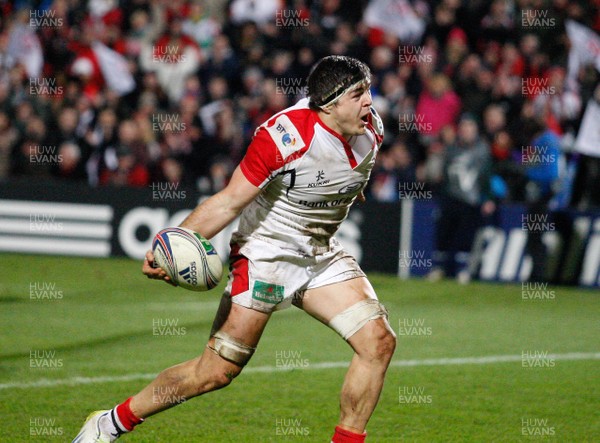 071213 - Ulster v Treviso - Heineken Cup - Sean Doyle celebrates scoring the fifth try for Ulster (c) Huw Evans Agency