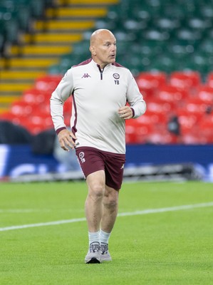 230525 - Union Bordeaux-Begles Captain’s Run - Union Bordeaux-Begles head coach Yannick Bru during Captain’s Run ahead of the EPCR Champions Cup Final against Northampton Saints at the Principality Stadium, Cardiff 