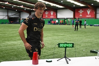 160926 - URC Content Day - Huw Anderson of Dragons