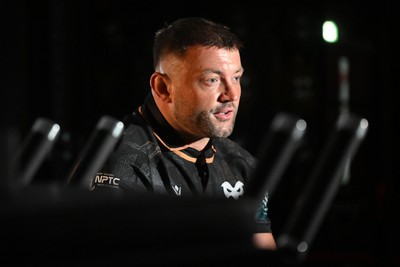 160926 - URC Content Day - Sam Parry of Ospreys